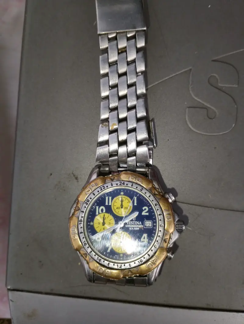 Reloj Festina cronógrafo acero inoxidable - 1