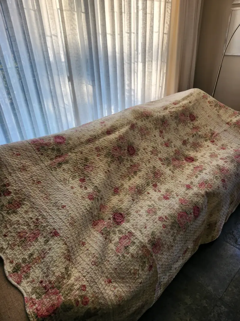 Cubrecama floral acolchado vintage - 1