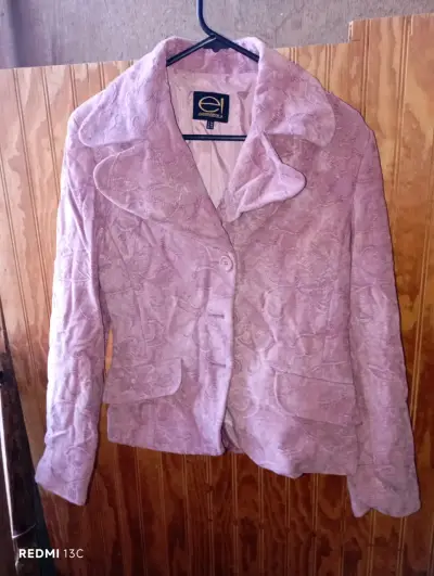 Blazer rosado de terciopelo elegante - miniatura 1