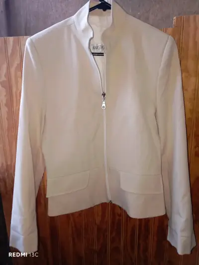 Blazer rosado de terciopelo elegante - miniatura 3