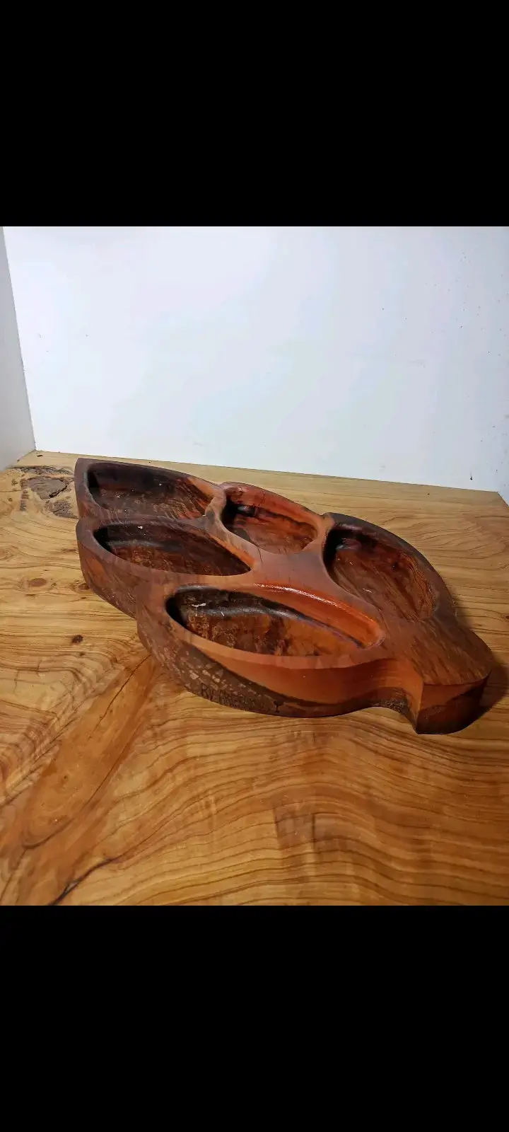 Tabla de picoteo de madera artesanal - 2