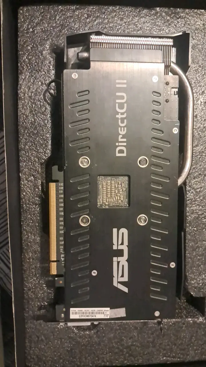 Tarjeta gráfica ASUS Strix Radeon R9 380 - 3