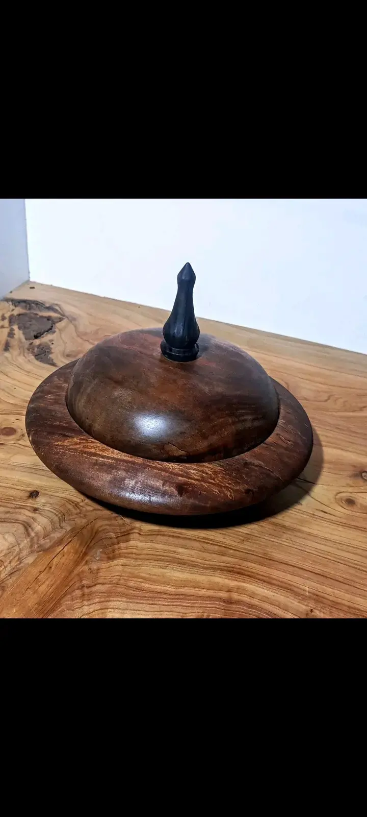Caja decorativa de madera con tapa - 1