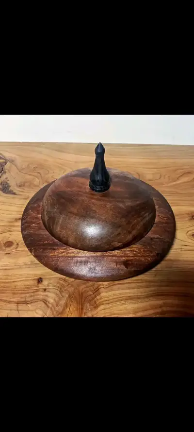 Caja decorativa de madera con tapa - miniatura 2