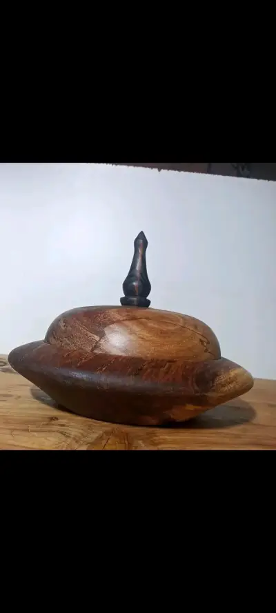 Caja decorativa de madera con tapa - miniatura 4