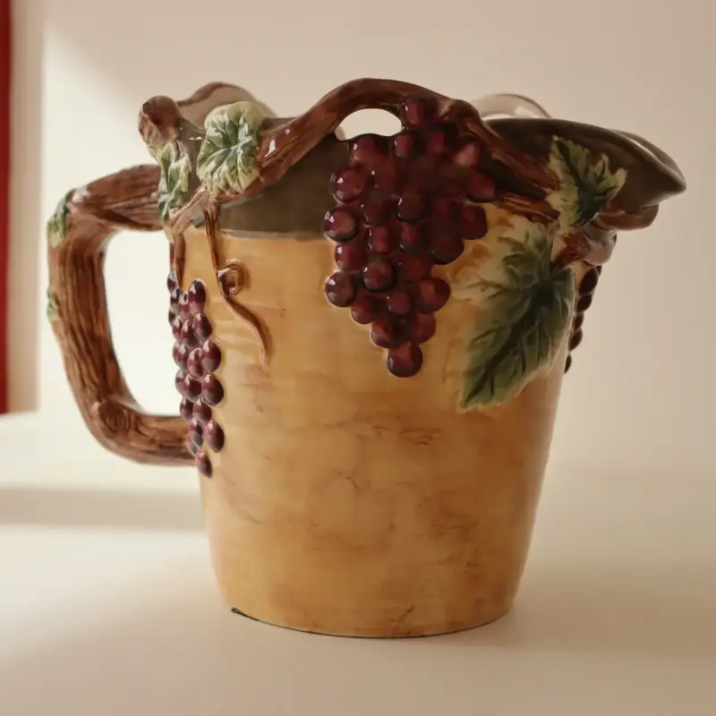 Jarra de cerámica pintada a mano, Pacif Rim