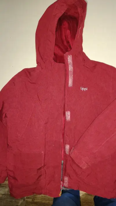 Chaqueta roja con capucha Lippi - miniatura 1