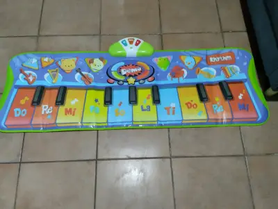 Alfombra musical infantil con piano - miniatura 2