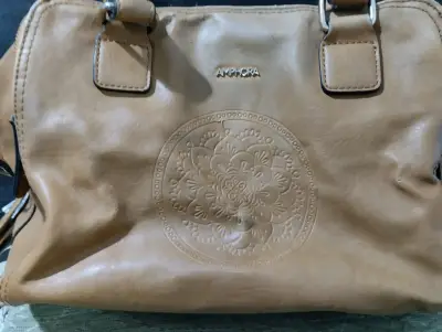 Cartera Amphora beige con diseño floral - miniatura 1