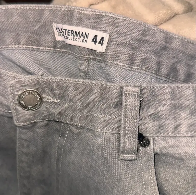 Jeans grises de mezclilla para hombre - 3