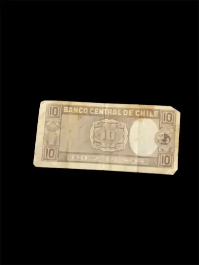 Billete antiguo de 10 pesos chilenos prócer cóndor - miniatura 2