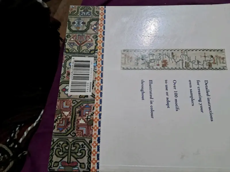 Libro 'Samplers: How to Create Your Own Designs' - 2
