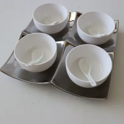 Set de pocillos de loza con bandeja - miniatura 1