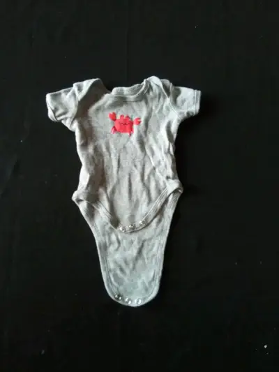 Ropita de bebe - miniatura 4