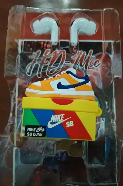 Audífonos inalámbricos con estuche Nike - miniatura 3