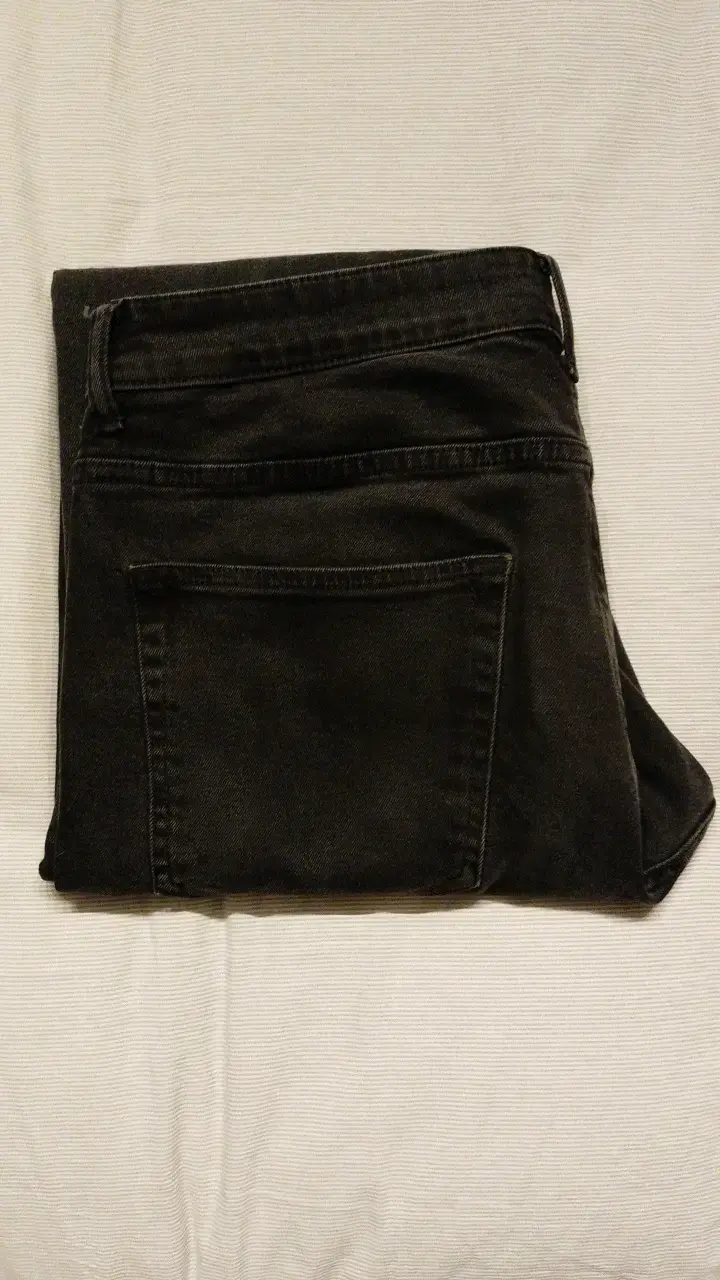 Jeans negros de hombre - 4