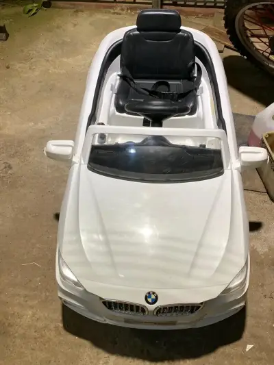 Auto eléctrico BMW blanco sin control remoto - miniatura 4