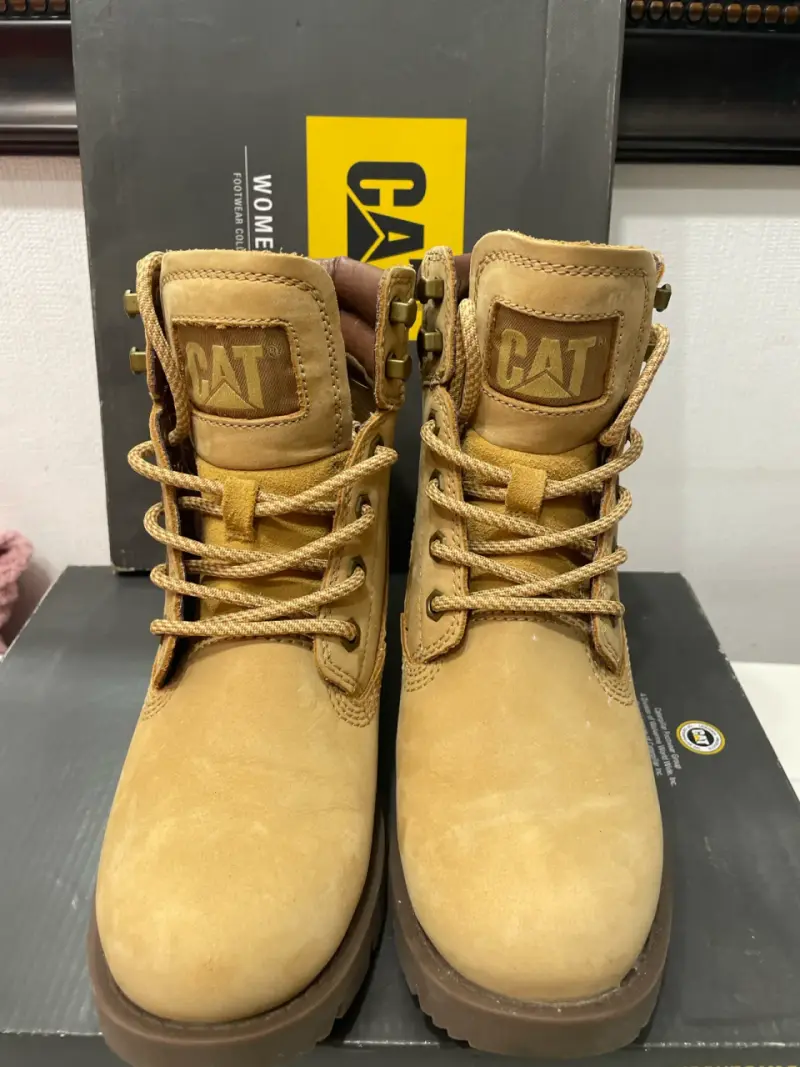 Botines Caterpillar de cuero beige - 2