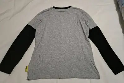 Polera manga larga The Flash gris y negra - miniatura 2