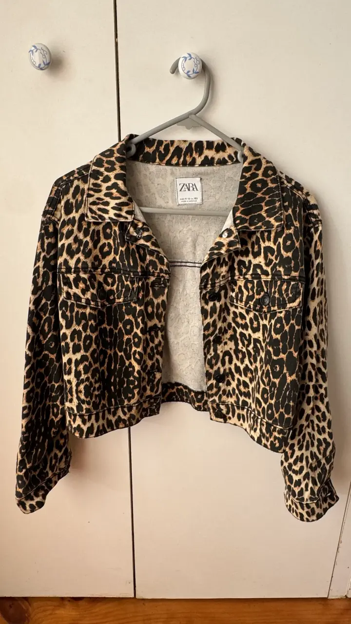 Chaqueta corta animal print Zara - 1