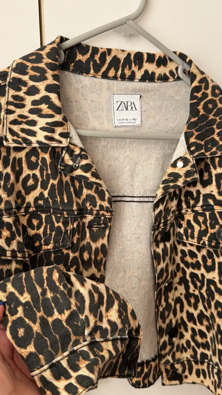 Chaqueta corta animal print Zara - 3
