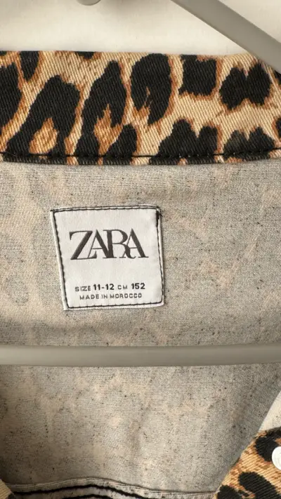 Chaqueta corta animal print Zara - miniatura 4