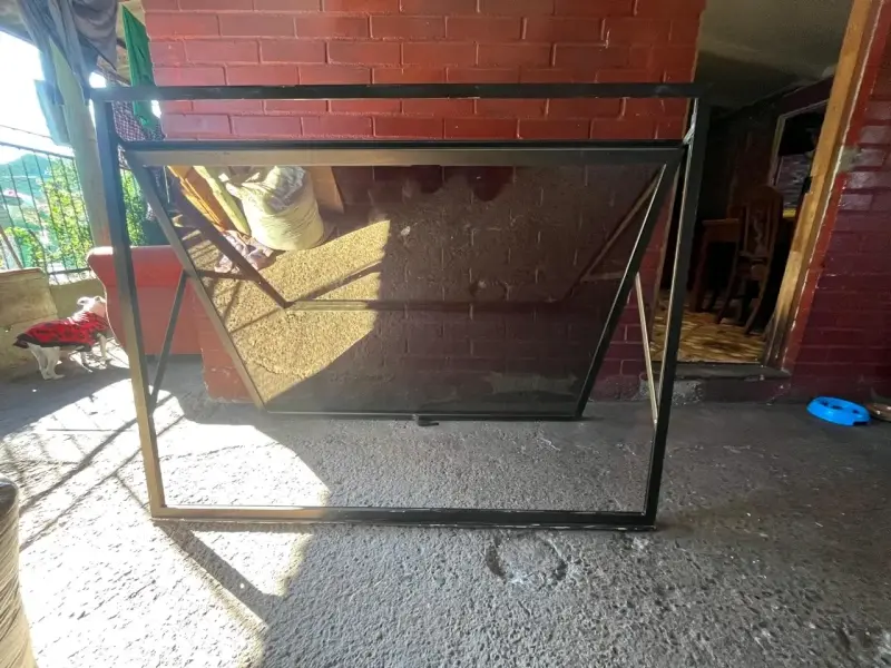 Ventana de aluminio con vidrio templado - 3