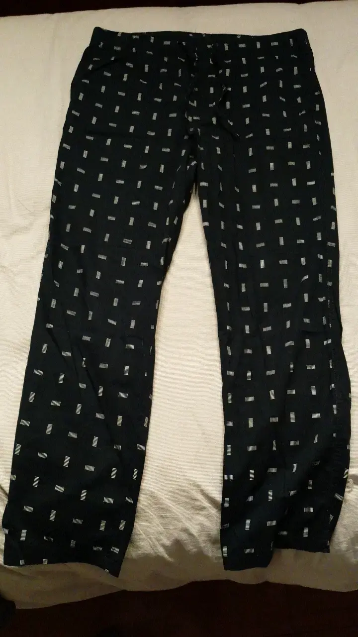 Pantalones de pijama azul marino con diseño - 1