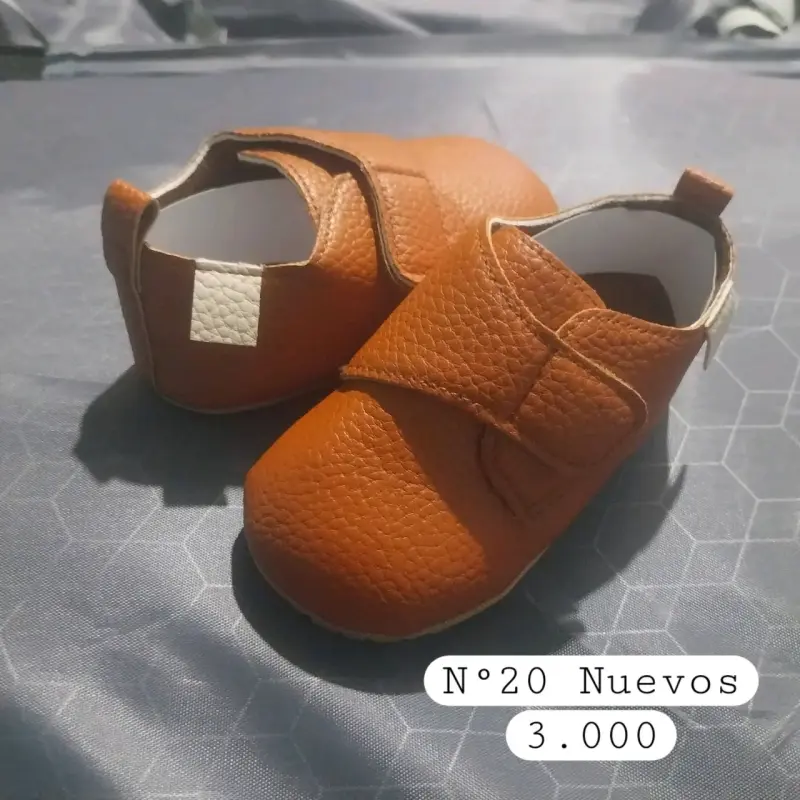 Zapatos de bebé cuero marrón N°20