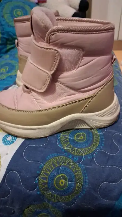 Botas de invierno rosadas para niña - miniatura 1