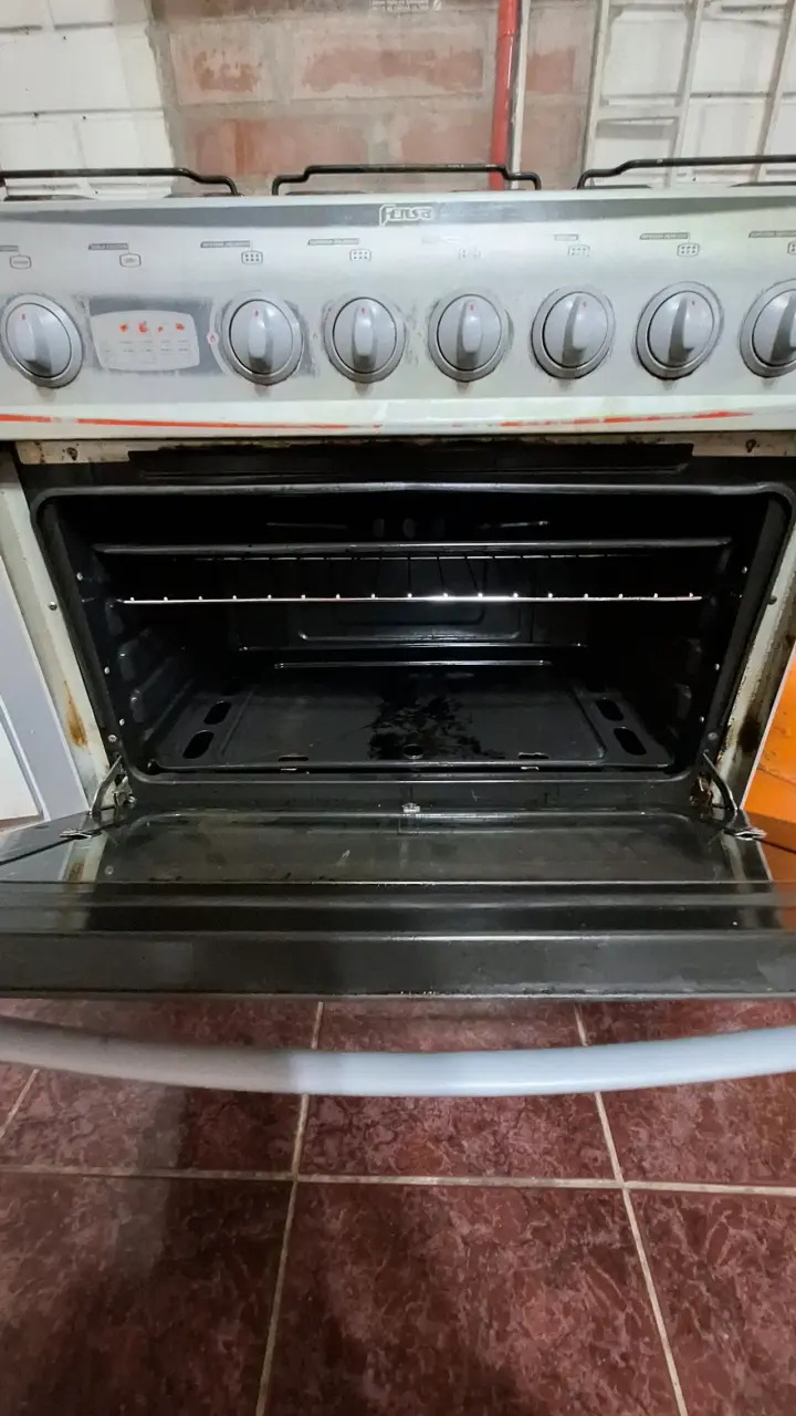 Cocina a gas Fensa con horno integrado - 3