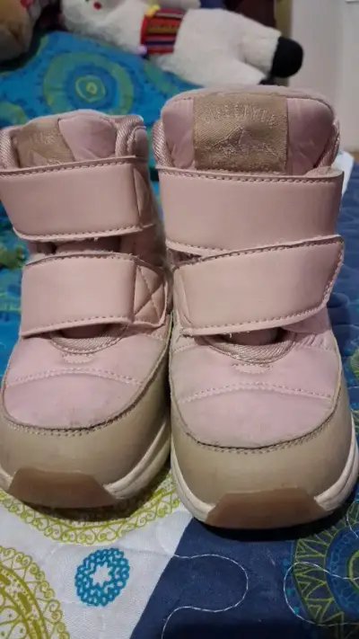 Botas de invierno rosadas para niña - miniatura 2