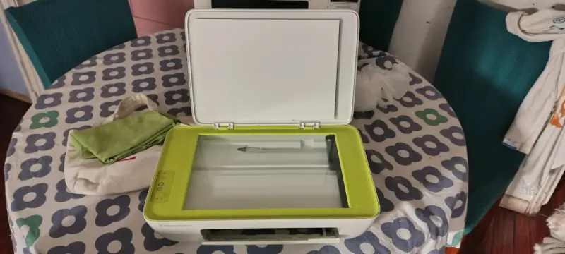 Impresora multifuncional HP DeskJet color verde - 2