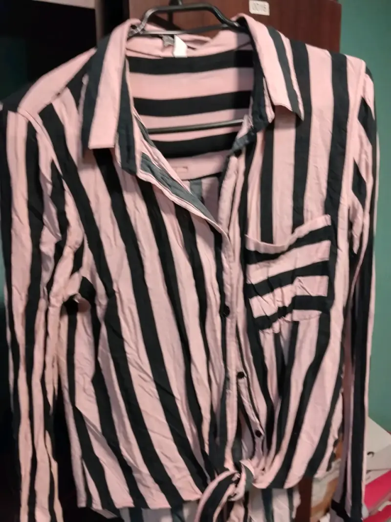 Chaqueta de lana sintética rosada con cierre - 5