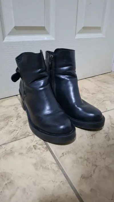Botines de cuero negro con cierre lateral - miniatura 4