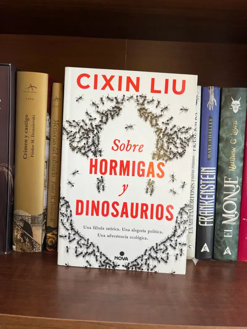 Libro 'Sobre Hormigas y Dinosaurios' - 2