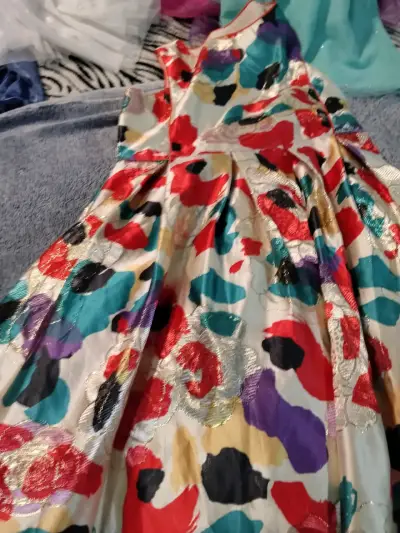 Vestido de encaje blanco y negro para niña - miniatura 5
