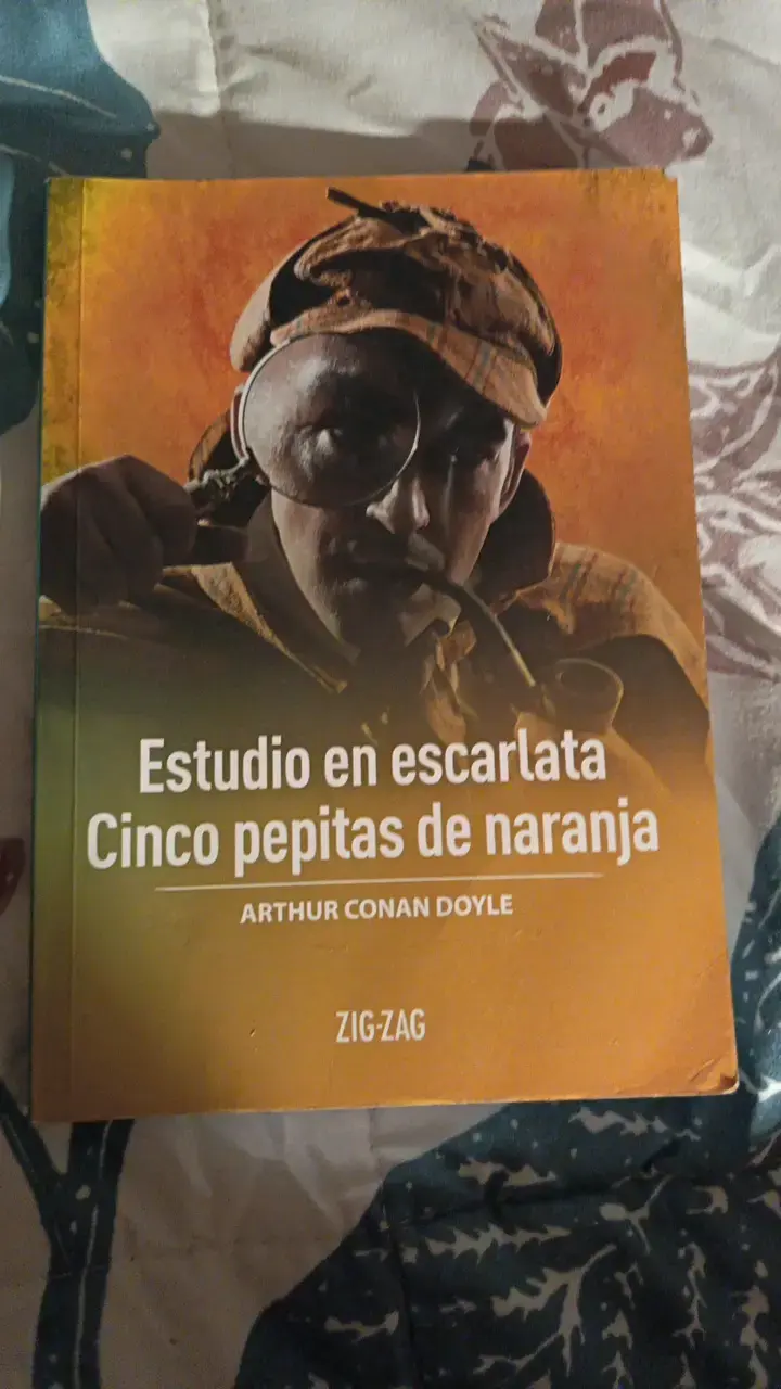 Libro Estudio en Escarlata de Arthur Conan Doyle