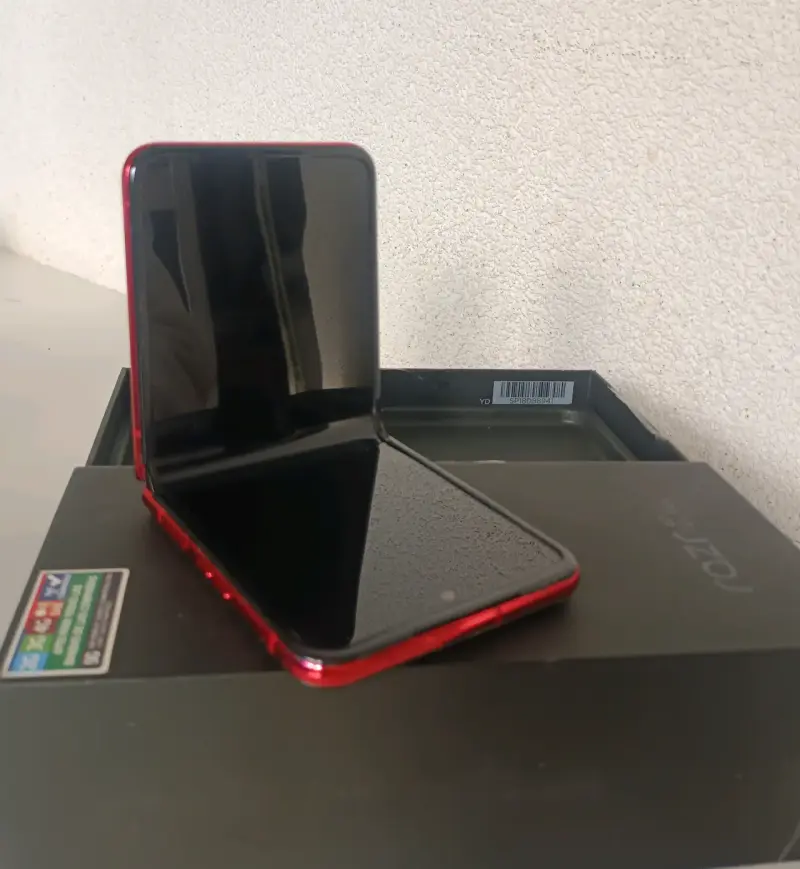 Motorola Razr 40 - 1