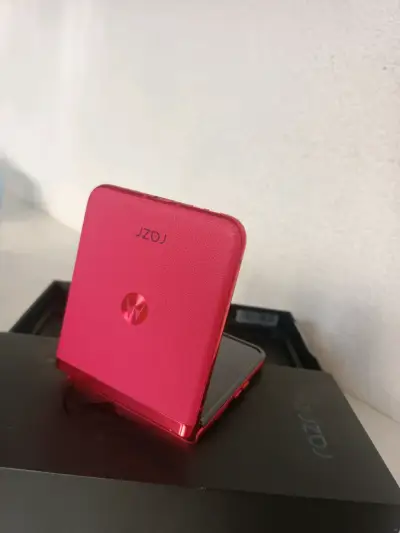 Motorola Razr 40 - miniatura 3