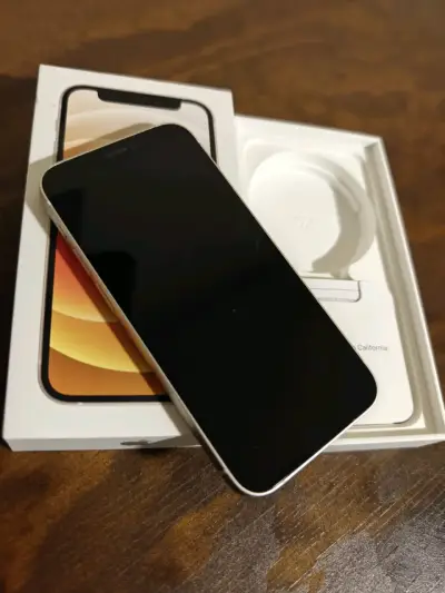 iPhone 12 Mini blanco en excelente estado - miniatura 2