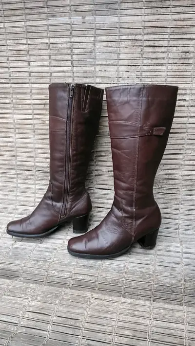 Botas de cuero marrón talla 35 - miniatura 3