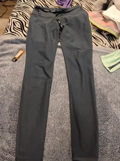 Pantalones deportivos azul oscuro para mujer - miniatura 1