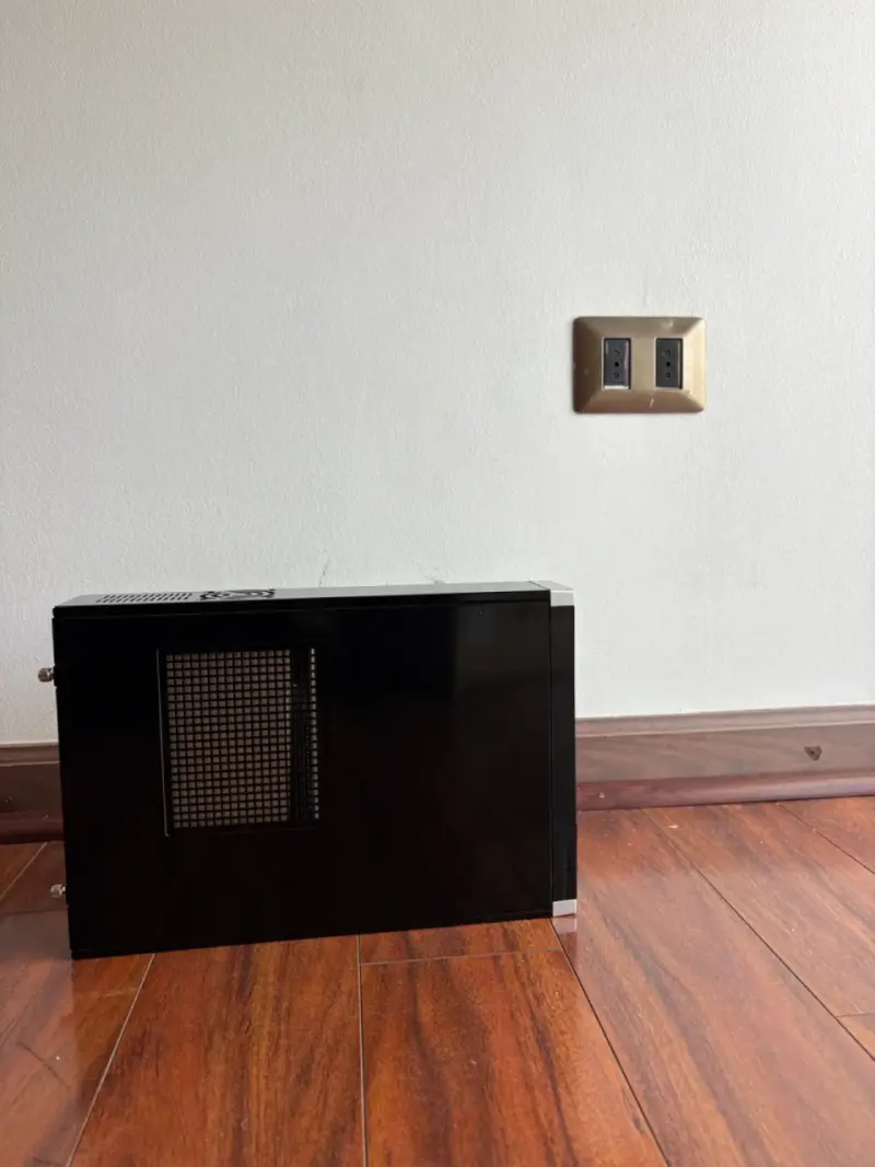 Gabinete Modecom Feel 302 para PC - 2
