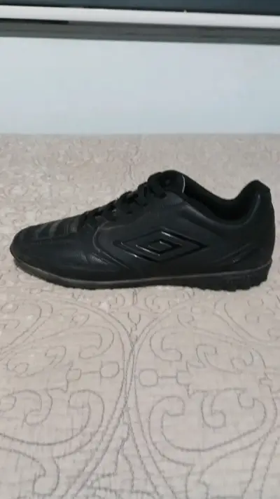 Zapatillas Deportivas Negras Umbro - miniatura 2