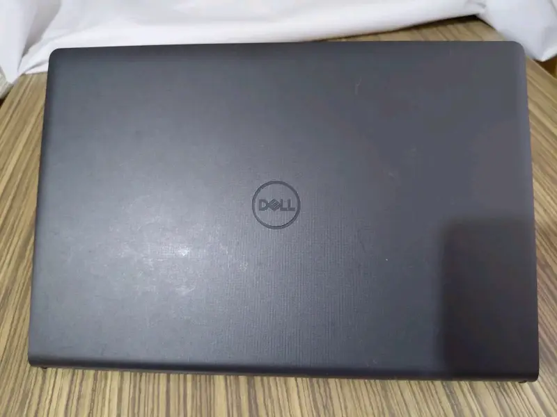 Notebook Dell Core i5 Generación 11TH - 5