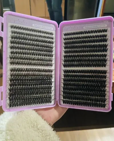 Extensiones de pestañas en racimo - miniatura 1