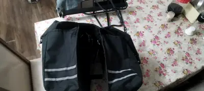 Parrilla trasera + bolso para bicicleta ajustable - miniatura 6
