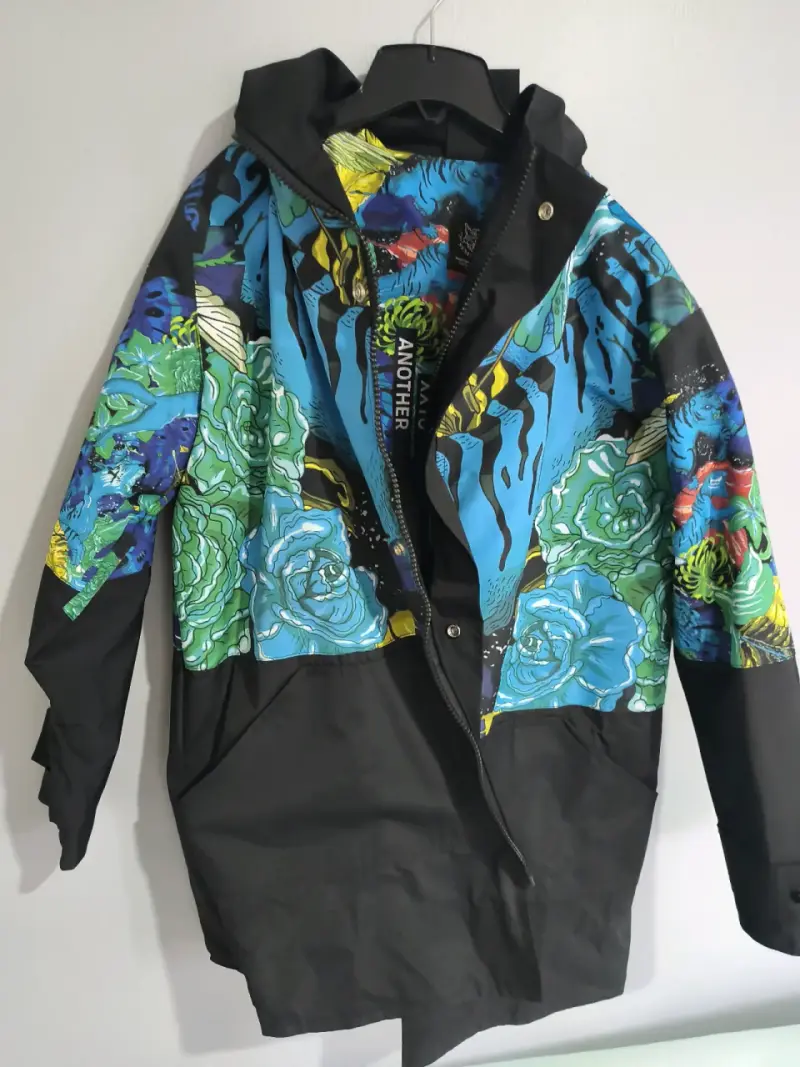 Chaqueta Semalangad con diseño tropical - 2