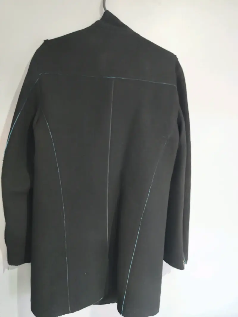 Abrigo negro con cierre y cuello alto Zara - 4